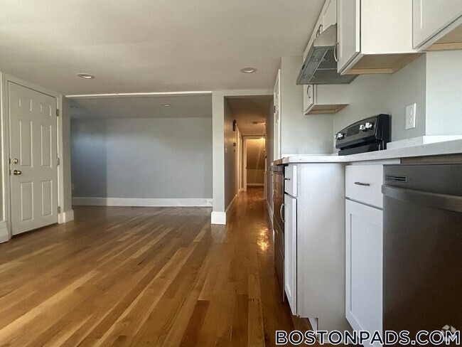Building Photo - 55 Forest Ave Rental