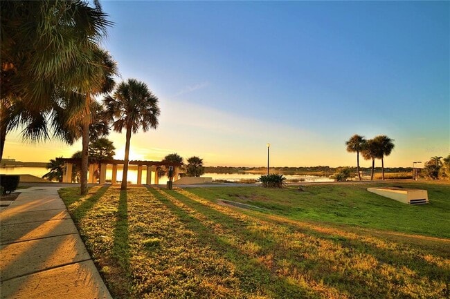 Photo - 10260 Turkey Lake Rd Unidad 149