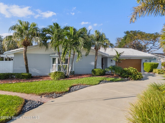 Photo - 516 Bahama Dr