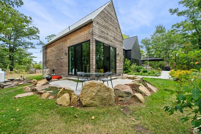 Photo - 73 Pigeon Hill St Unit ADU  A