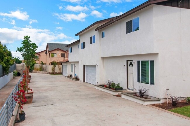 1070 Fifth Avenue - 1070 Fifth Avenue Townhome