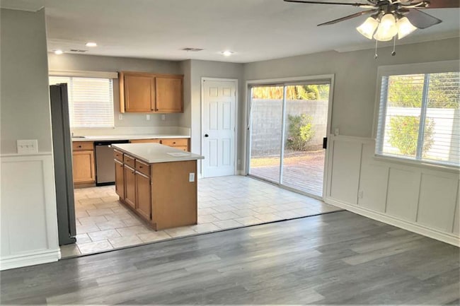 Photo - 58320 Arrowleaf St