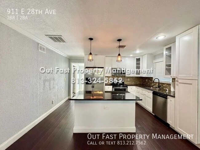 Photo - 911 E 28th Ave