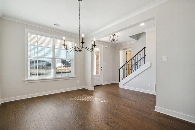Photo - 512 Mount Ivy Dr