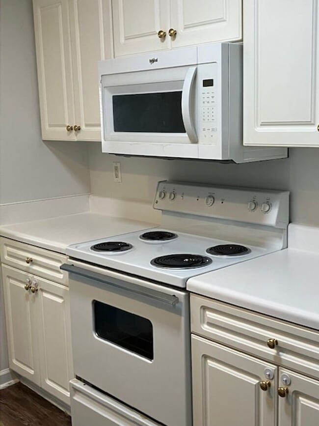 Photo - 805-H Unit 805-H
