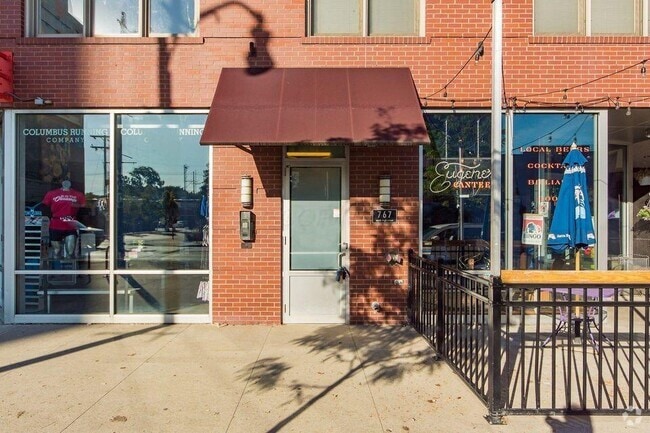 Building Photo - 767 N High St Unit R201 Rental