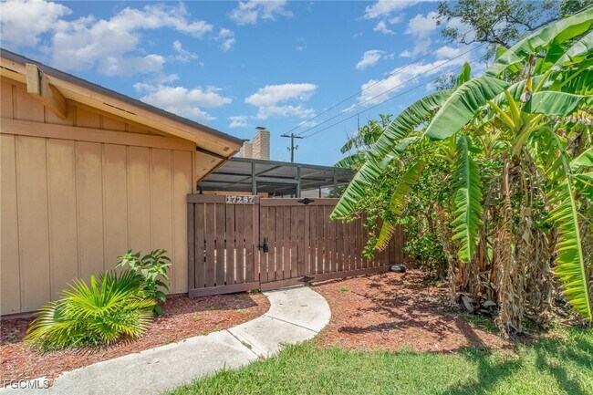 Photo - 17287 Timber Oak Ln