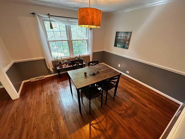 Room in House on Kilarney Dr