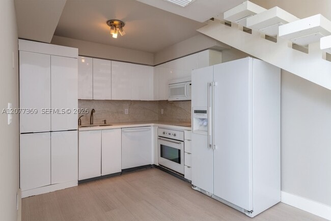 Photo - 1428 West Dr Unit 202