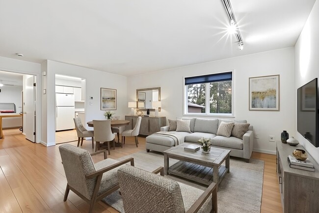 Photo - 700 10th St Unit 1