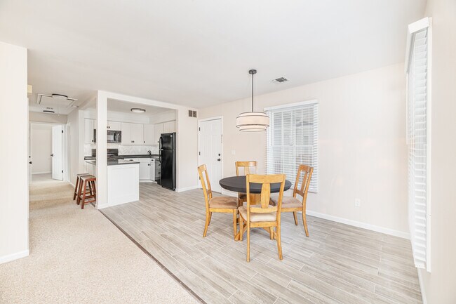 Photo - 177 Stonyridge Dr Unit Stoney's Pad