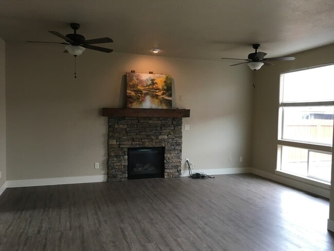 Photo - 21174 Capella Pl