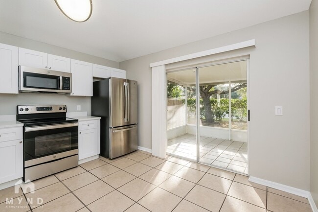 Photo - 18012 Birdwater Dr