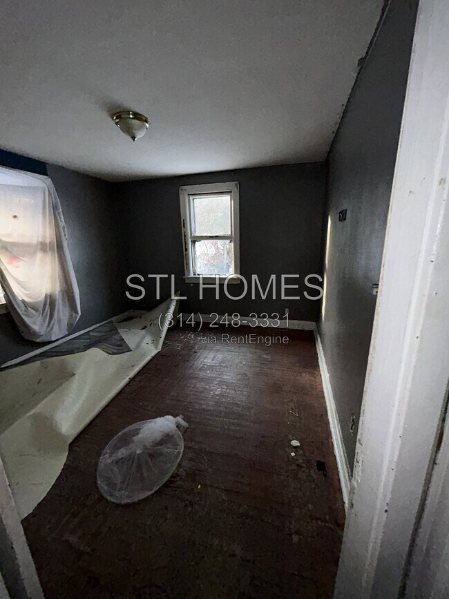 8371 Eton Pl