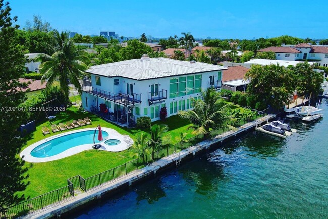 Photo - 13300 Biscayne Bay Terrace