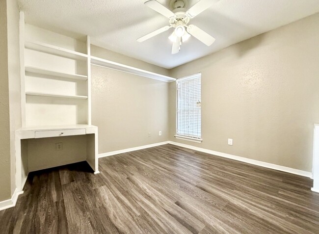 9350 Country Creek St Unidad 31