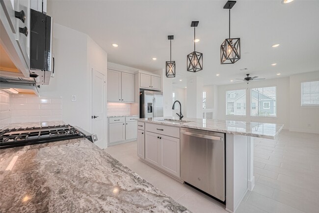 Photo - 7746 Meadow Mouse Ln