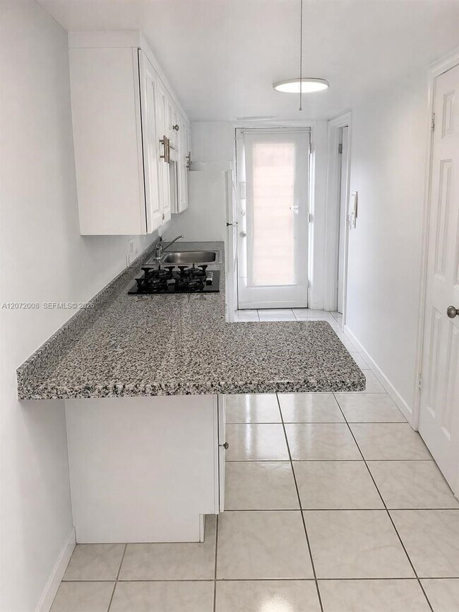 Photo - 6498 Collins Ave Unit 40