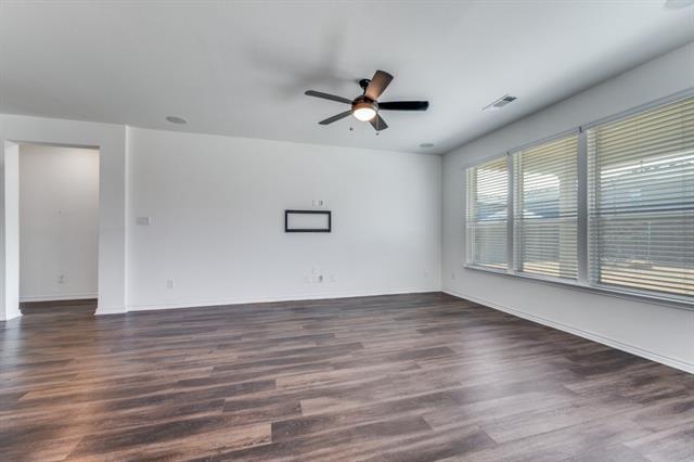 Photo - 916 Waggoner Dr