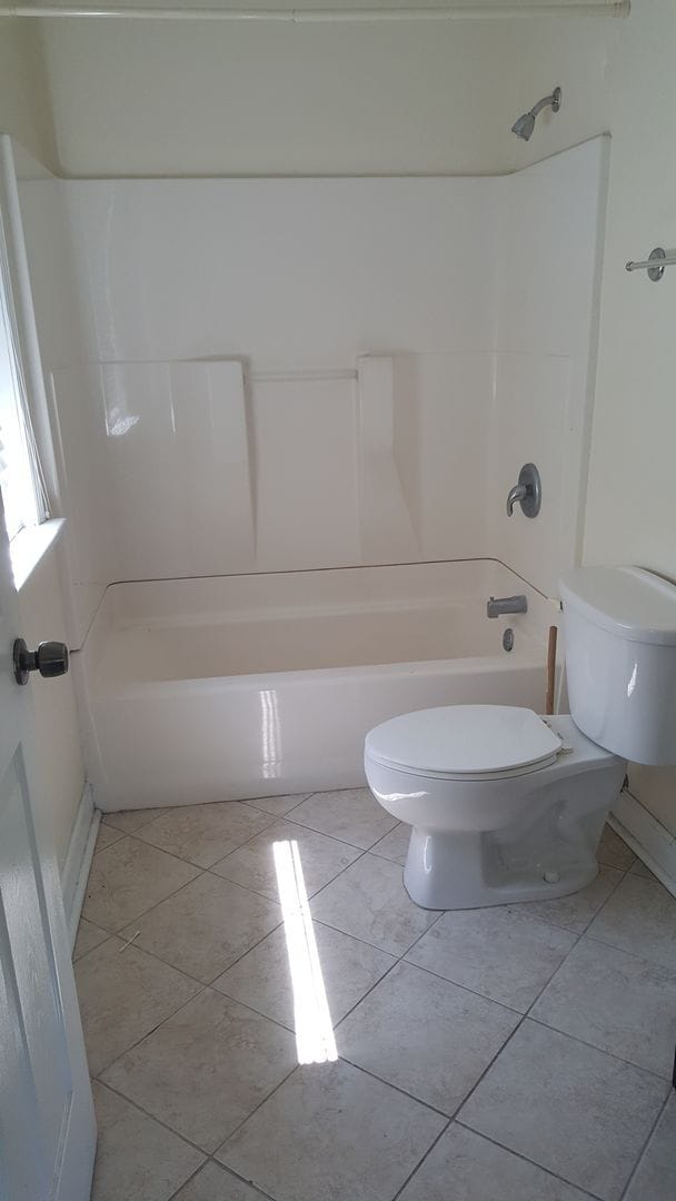 Photo - Cute house in downtown.