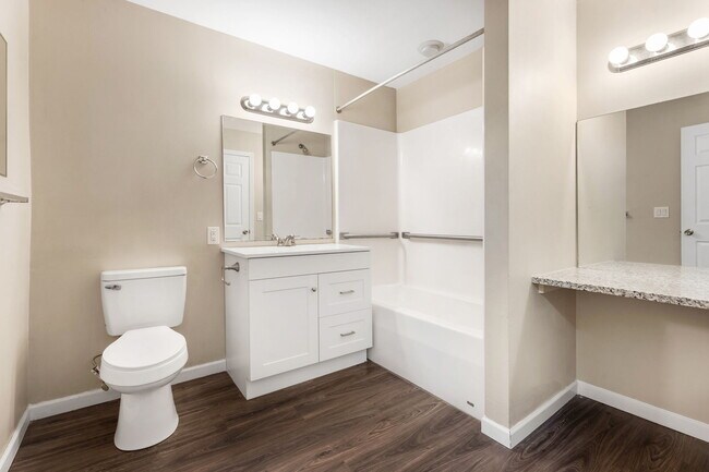 Photo - Huron River Wayne Apartments