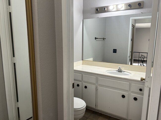 Photo - 16780 Green Tree Blvd