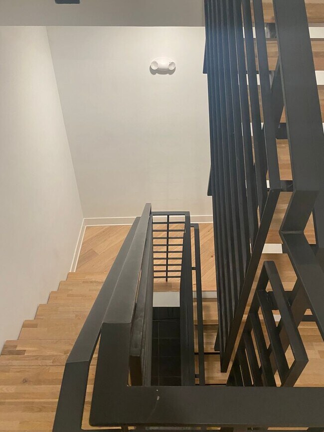 Photo - 2 bedroom/ 2 bathroom unit