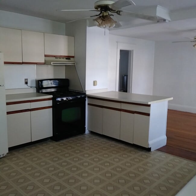 Photo - 197 Acorn St Unit 1fl.