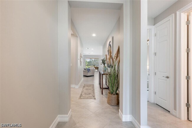 Photo - 14606 Tropical Dr