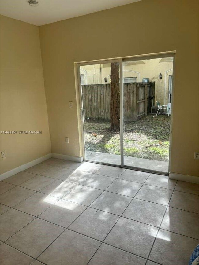 Photo - 1663 SE 27th Dr Unit 207