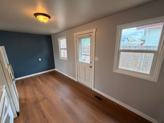 Photo - 3106 N Lidgerwood St Unit 3106