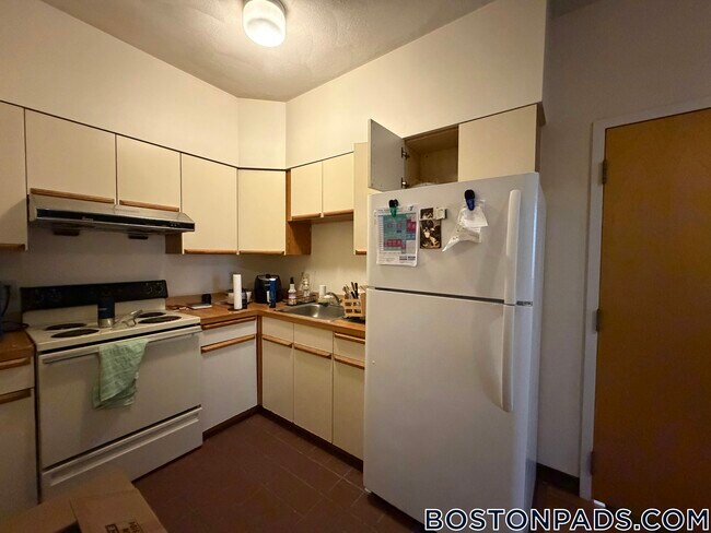 Photo - 81 Essex St Unit 83