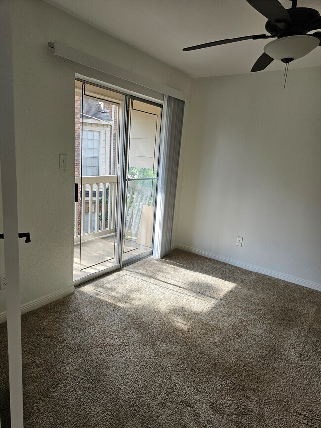 Photo - 2626 Holly Hall St Unidad 1206