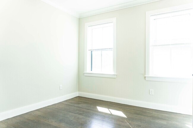 Photo - 81 Linden St Unit TT