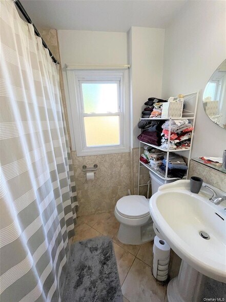 Photo - 141 Nassau Ln Unit Main