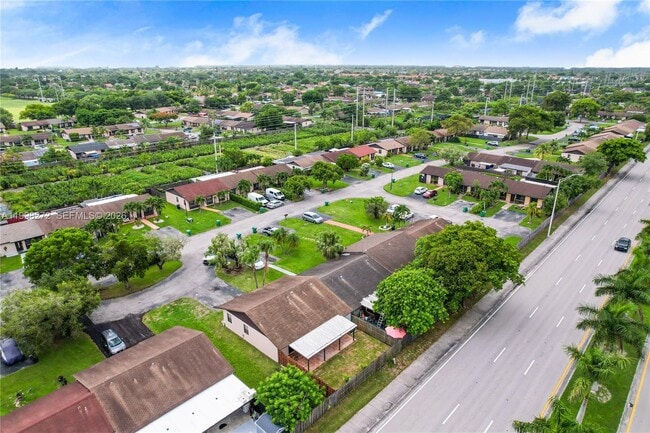 Photo - 4736 SW 136th Pl