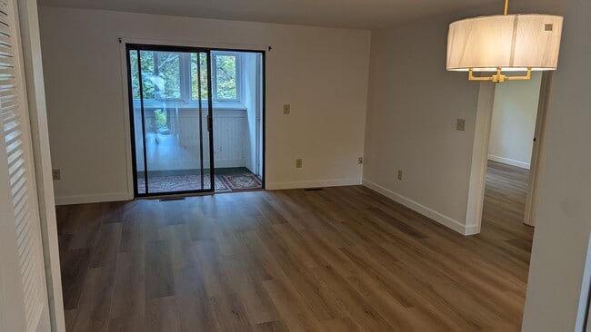 Photo - Recently renovated 1st floor condo for ren...