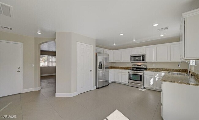 Photo - 5733 Rose Tiara Dr