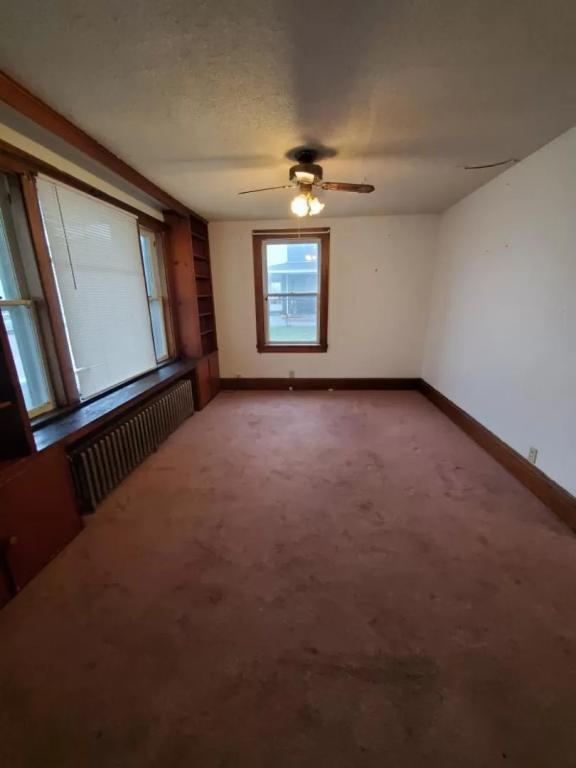 Photo - 202 W High St