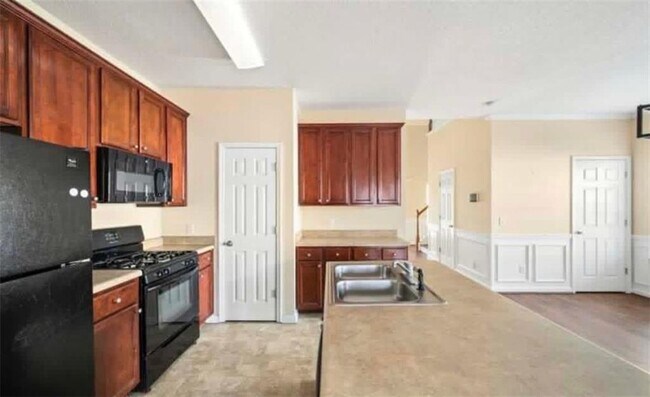 Photo - 2162 Capella Cir SW