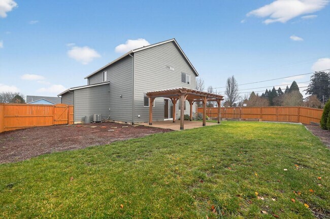 Photo - 2595 S Ginger St