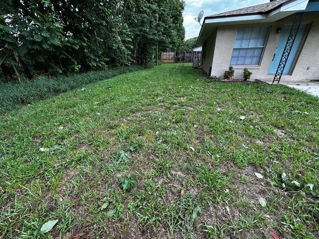 Photo - 610 Emerald Ave