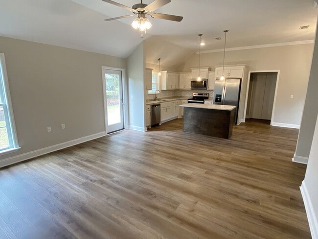 Photo - Modern 4-Bedroom Home with Fenced Yard Nea...