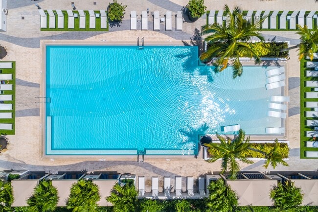 Un oasis privado sobre la ciudad