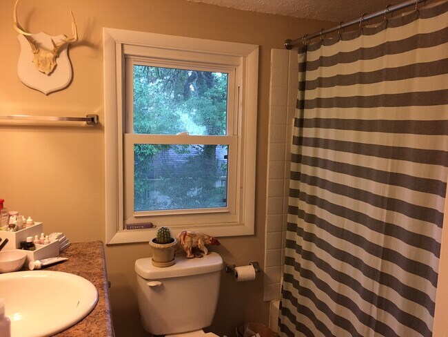 Photo - 1111 S Rogers St Unit 1111