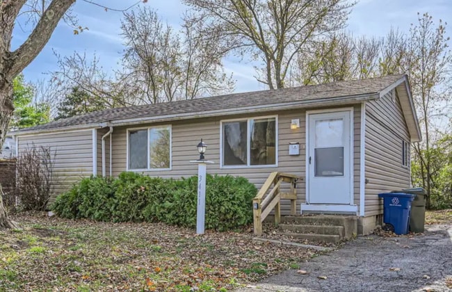 Photo - 3411 Clarkston Ave