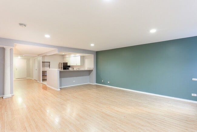 Photo - 40 E 9th St Unit 408