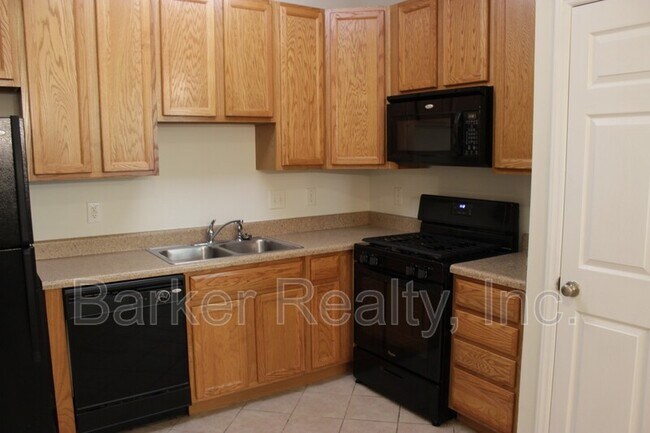 Photo - 11711 Mezzanine Dr