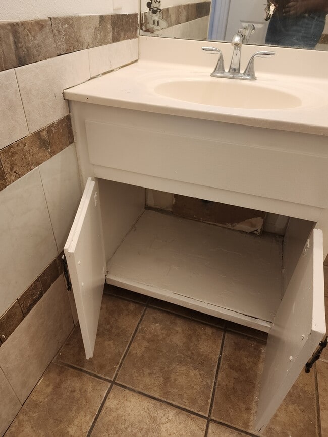 Photo - 329 Alcazar St NE Unidad 2