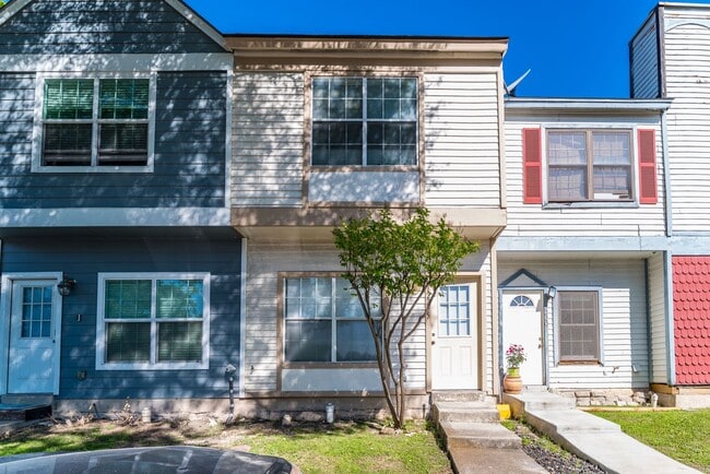 Photo - 12205 Magnolia Blossom St